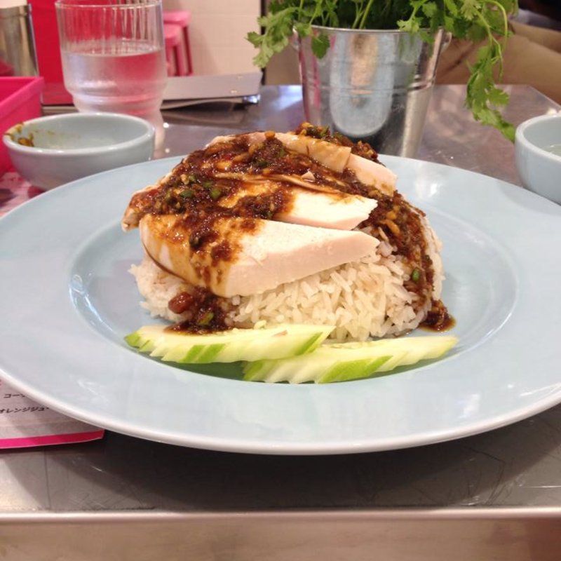 カオマンガイ・パクチーサラダ(渋谷カオマンガイ)