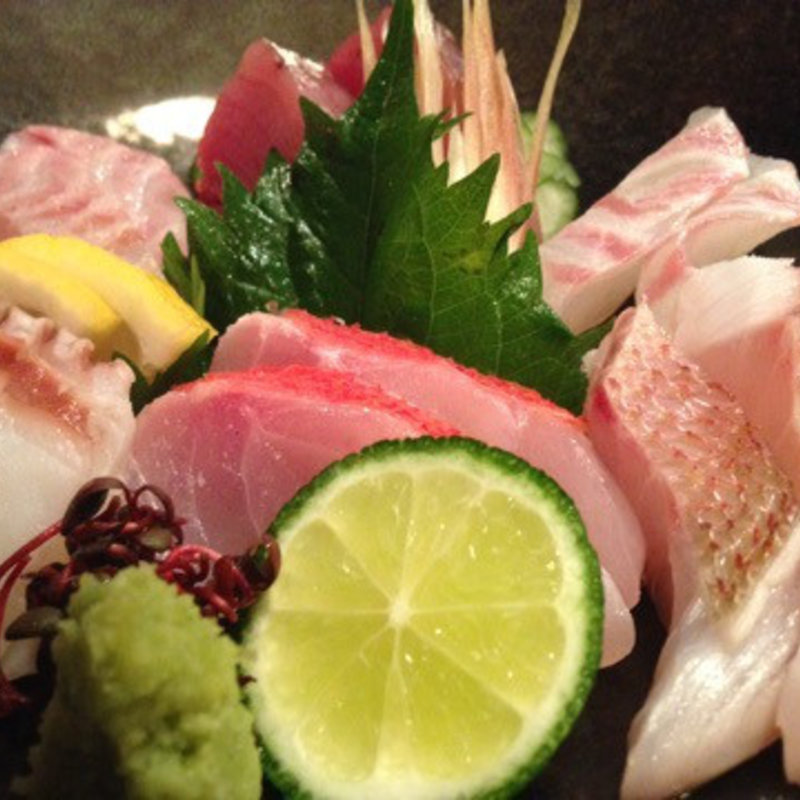 お刺身盛り合わせ(かい眞 （かいしん）)