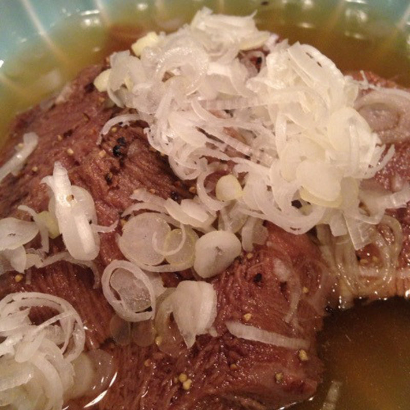 茹で牛タン(かい眞 （かいしん）)