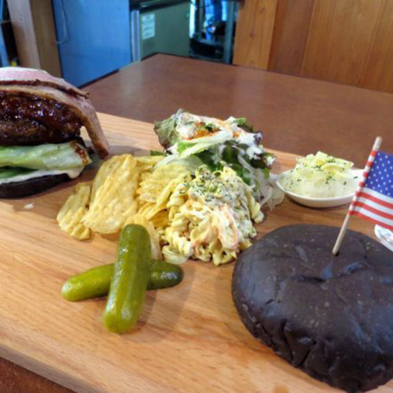 大人のトリプルBLT BURGER(カウボーイカレー （COWBOY CURRY）)