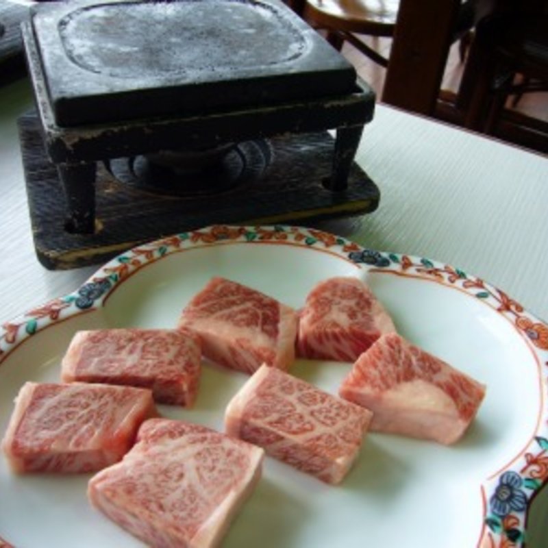 みなせ牛ステーキとおそばのセット(かえで庵 （かえであん）)