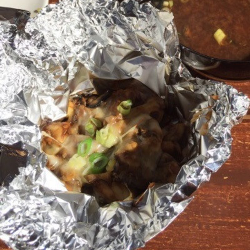 牡蠣の味噌チーズホイル焼き(かき太郎 )