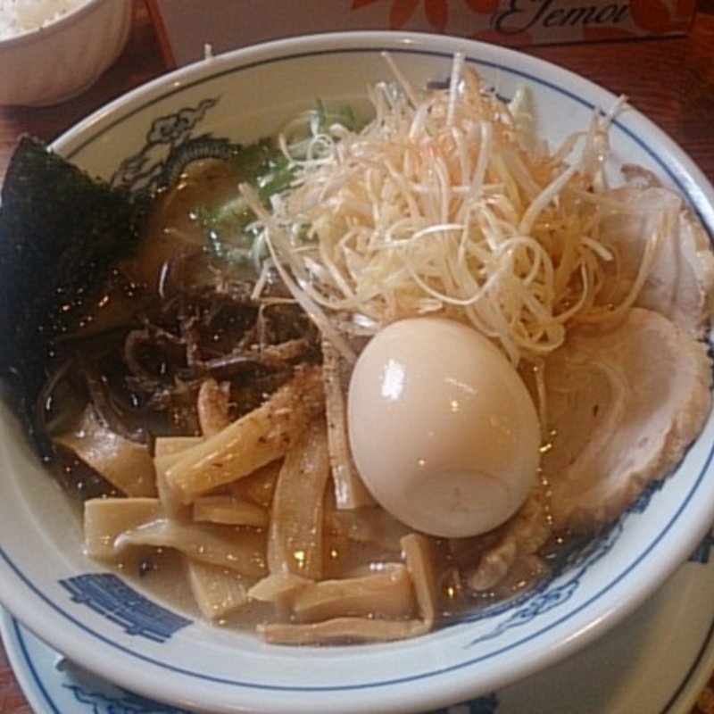 特製和風らぅめん(かくれ助屋 （かくれすけや）)