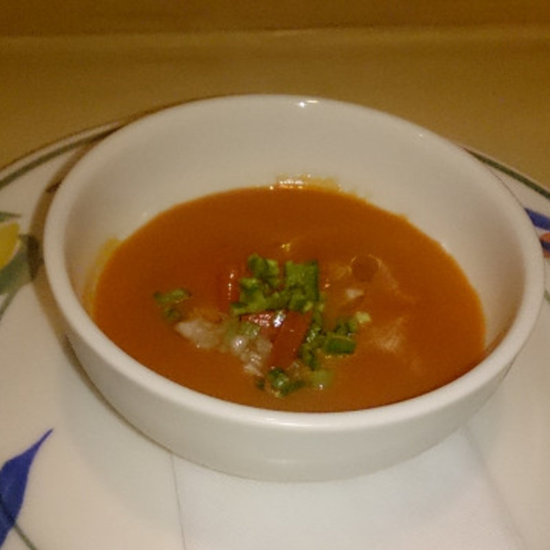 冷たいトマトのスープ(カサ・デ・フジモリ 関内店)
