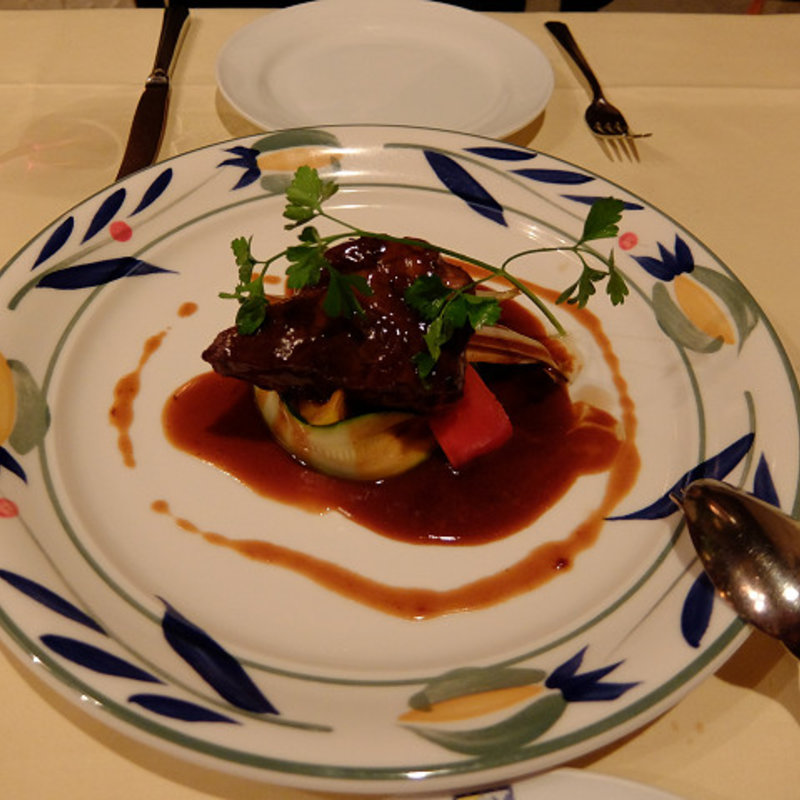 牛フィレ肉のローストシェリー酒風味(カサ・デ・フジモリ 関内店)