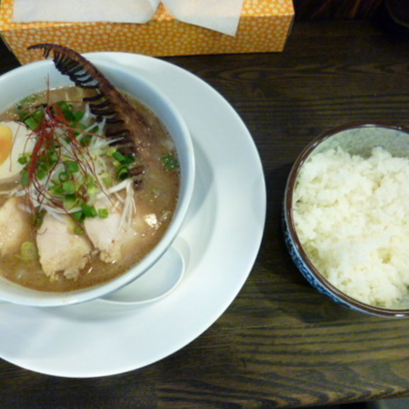 濃厚あら焼鶏白湯そば(カシムラ )