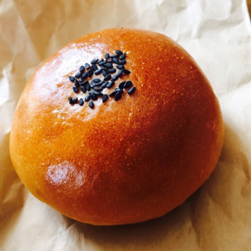 あんぱん(かし是 )