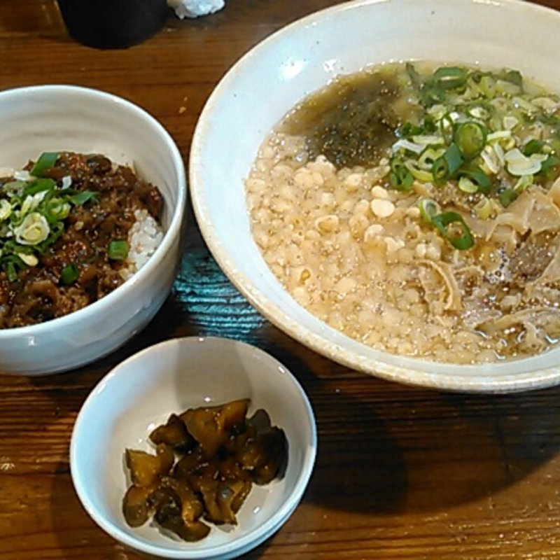 かすうどん＋ミニどて丼(かすうどん てっちゃん )