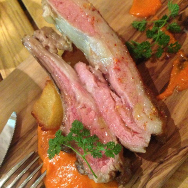 お肉(ガストロテカ ビメンディ)