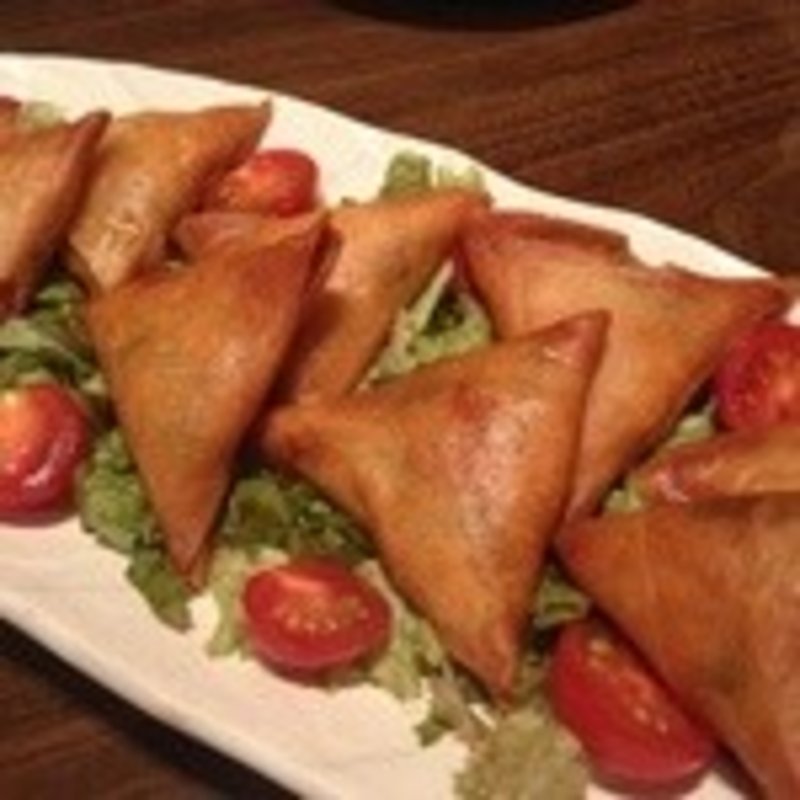 チキンとガパオの三角春巻き(がぜん 南越谷店)