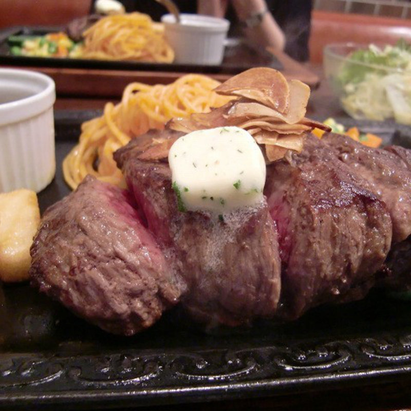 ウルトラマルキンステーキ定食 300g(レストラン カタヤマ 東向島本店)