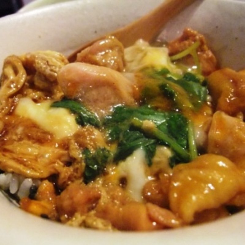 親子丼(かちがらす)