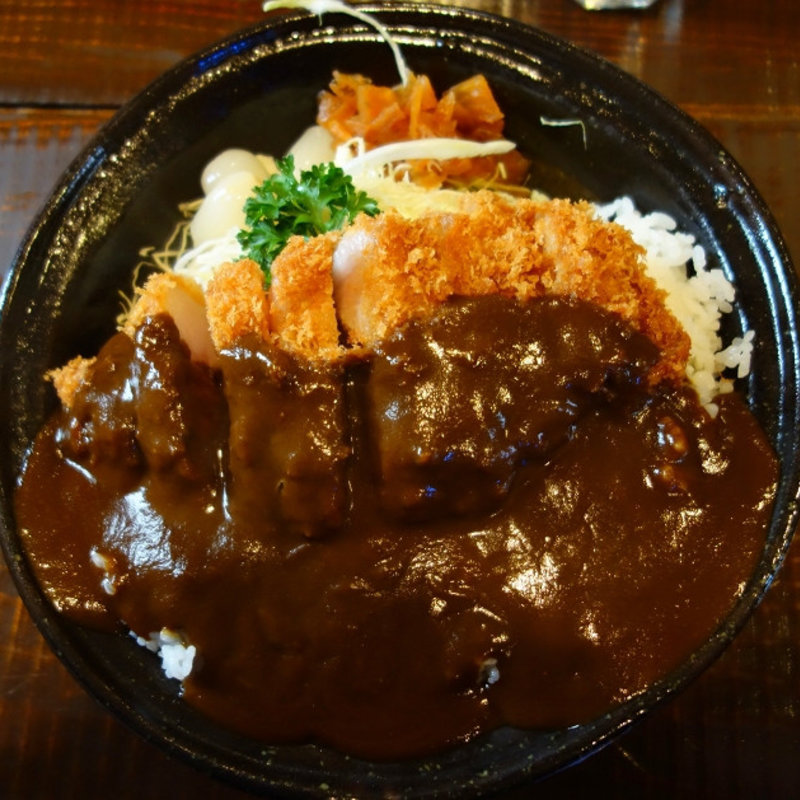 かつかれー(かつ徳)