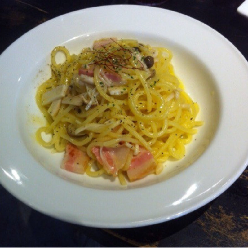 キノコとベーコンのパスタ(コラボカフェ Cafe ASAN パンケーキ御徒町)