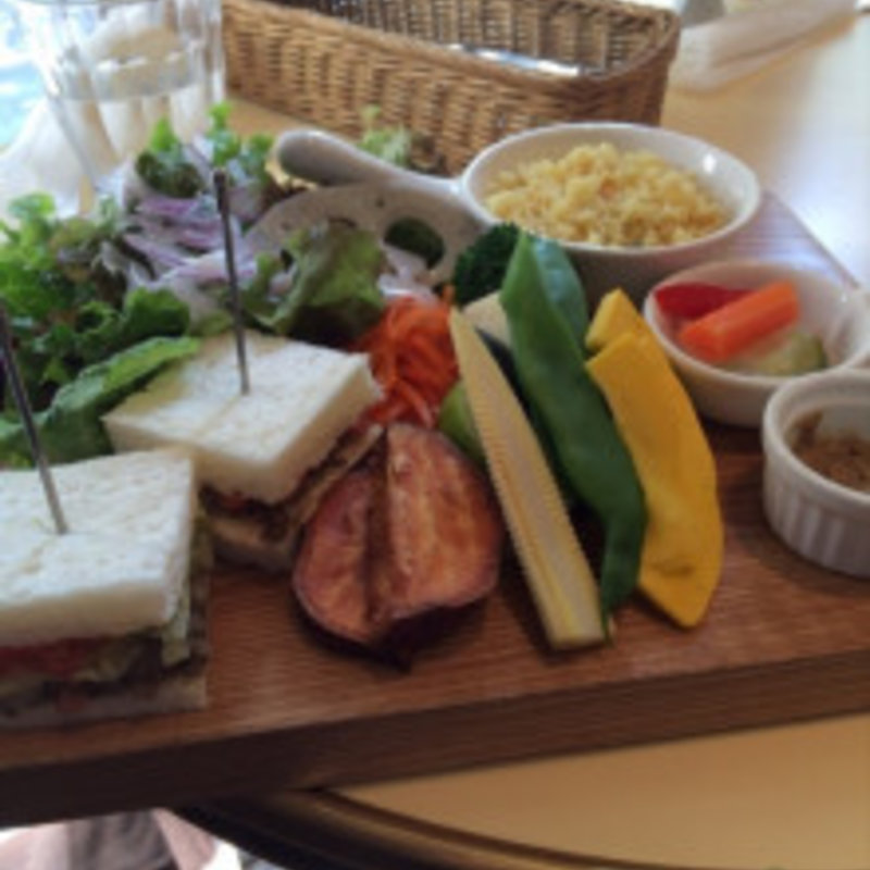 ベジタブルプレート(カフェ エメ・ヴィベール)