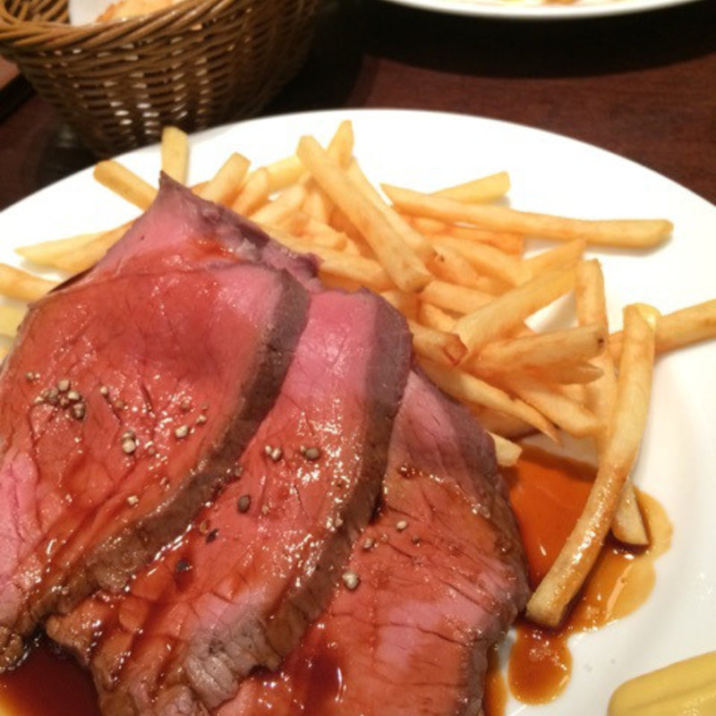 ローストビーフ(カフェ エメ・ヴィベール)