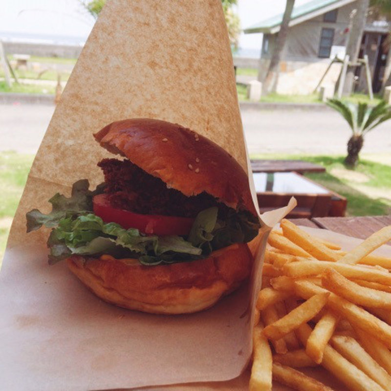 牡蠣フライバーガー(カフェ コーストライフ （CAFE　COASTLIFE）)