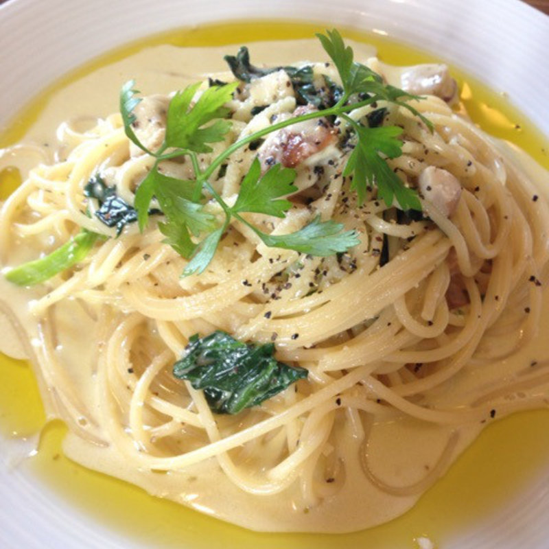 ポルチーニ茸とゴルゴンゾーラのパスタ(新橋 （しんばし）)