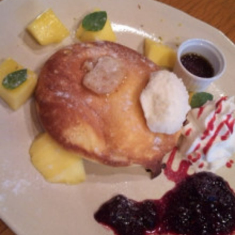 フレッシュマンゴーパンケーキ(カフェ ド 祥月 （Cafe de ショウゲツ）)