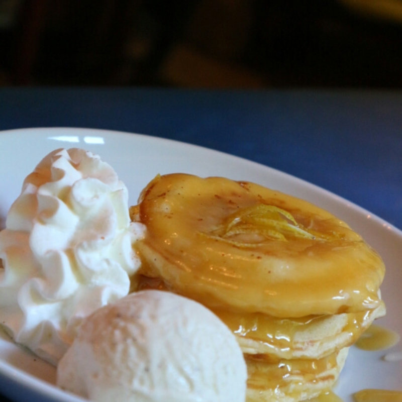 レモンカードのパンケーキ(カフェ ハッピー ツリー （Cafe Happy TREE）)