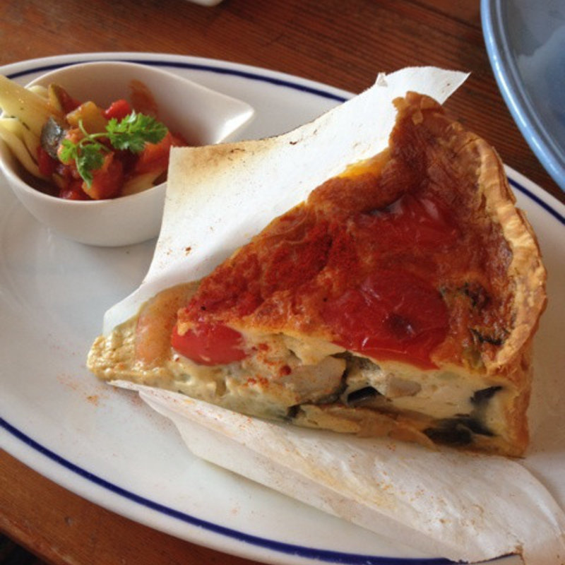 キッシュ (カフェ モーツァルト・フィガロ （cafe mozart figaro）)