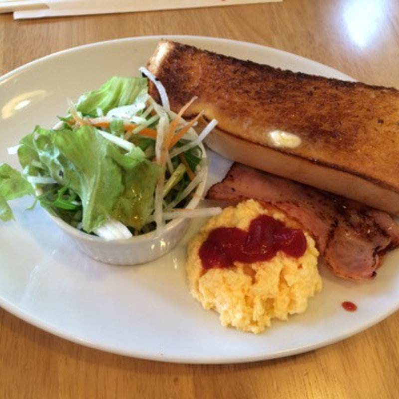 ベーコンエッグ(Cafe Rassure)