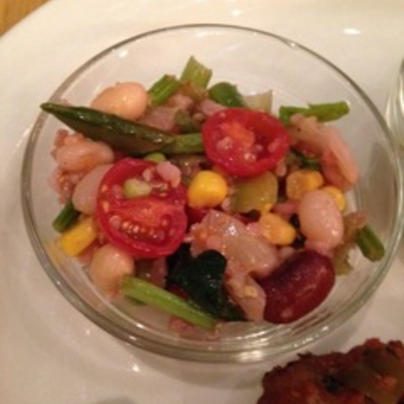 キヌアと雑穀のサラダ(カフェ&ミール ムジ 日比谷店 （Cafe＆Meal MUJI）)