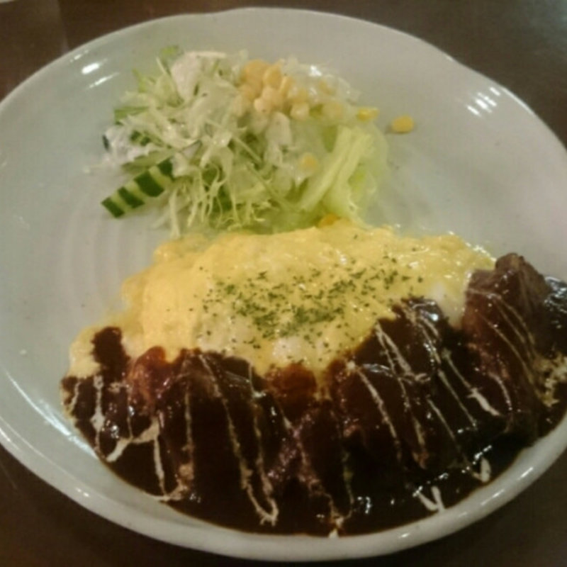 ビーフシチューオムライス(cafeカルマーレ )