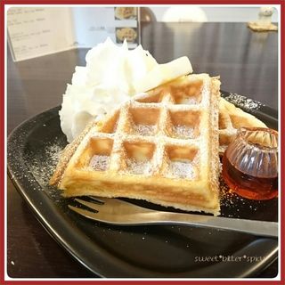 プレーンワッフル(cafe kiaro (カフェキアロ))