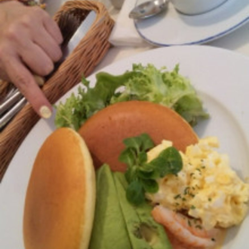 海老とアボカドのパンケーキセットドリンク(カフェナチュレ )