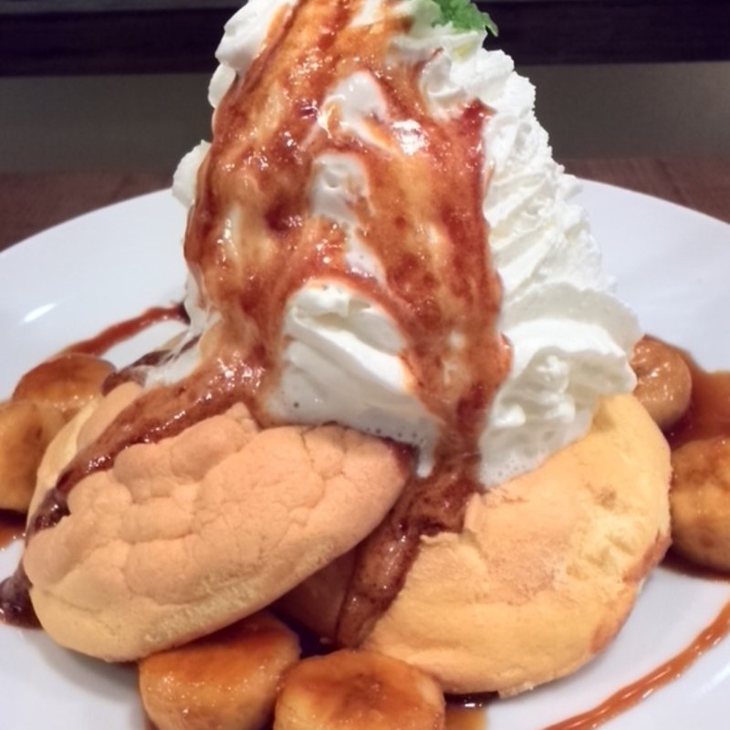 キャラメルバナナパンケーキ(カフェブルー マルヤマクラス店 （Cafe Blue）)