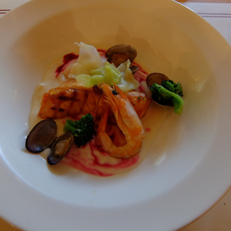 ホイッスラースペシャルランチ(鉄板焼 よこはま)