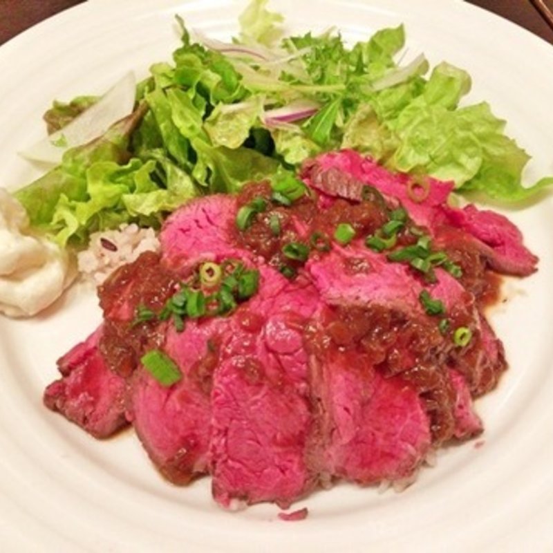 こだわり黒毛和牛のローストビーフご飯(カフェマリオシフォン)