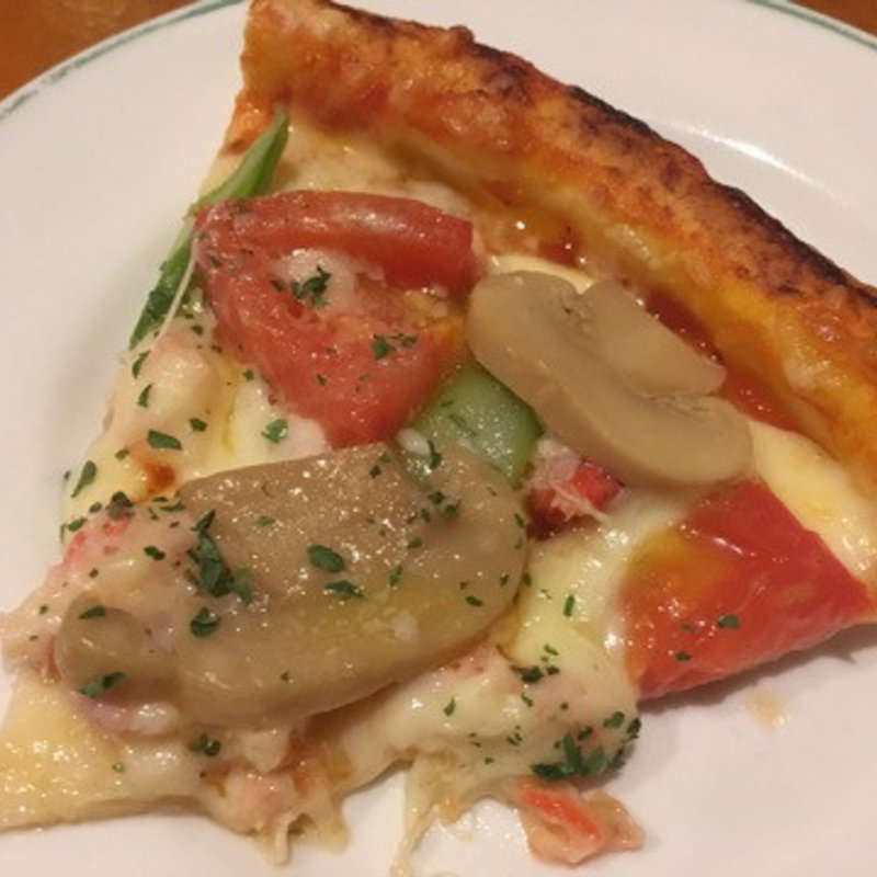 紅ズワイガニのピザ(カプチーノ )