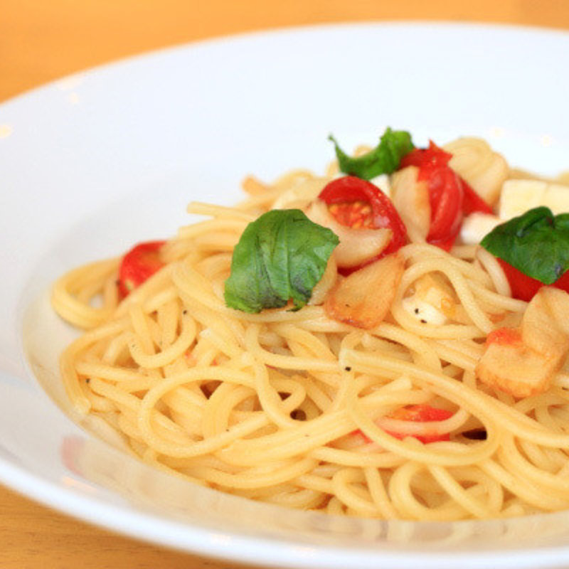 ランチ デザートセット（パスタ・サラダ・ドリンク・フォカッチャ・デザート）(カプリチョーザ 横浜みなとみらい店)