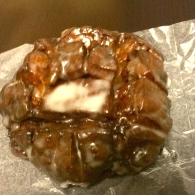 アップルフリッター(カムデンズ ブルー スター ドーナツ 代官山店 （CAMDEN'S BLUE STAR DONUTS）)