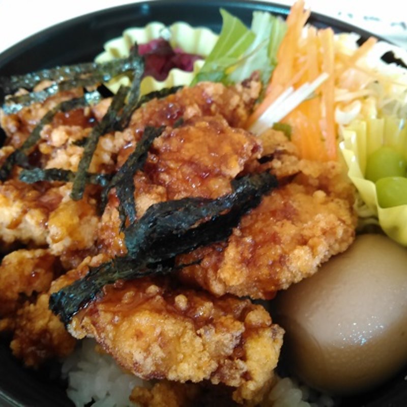 から揚げ丼(からあげ専門店 ばぁーどわん)