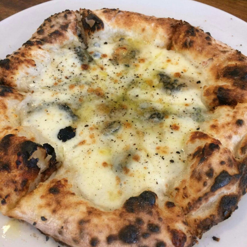 クアトロフォルマッジ(ガレリア 梅田)