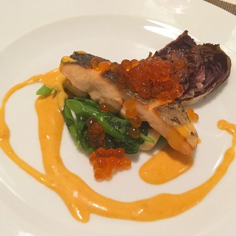 サクラマスの香草ロースト(レストラン・ピウ)