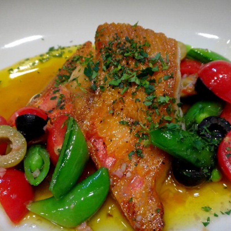 金目鯛のアクアパッツァ(キッチン ラフト)