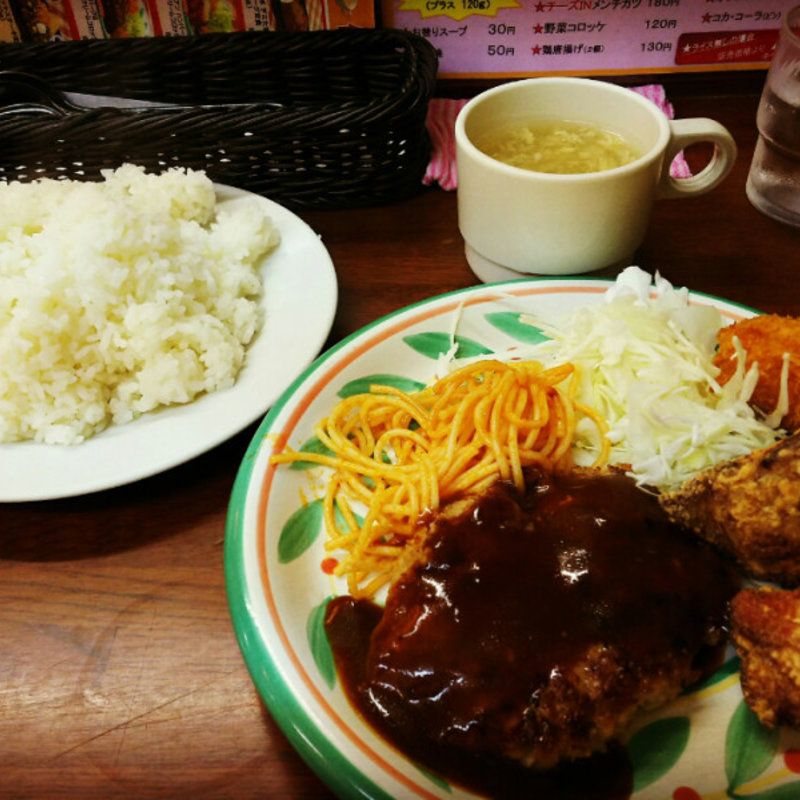 ハンバーせグ＆唐揚げ＆カニクリームコロッケ定食(キッチンセブン 街のハンバーグ屋さん 浅草橋店 )