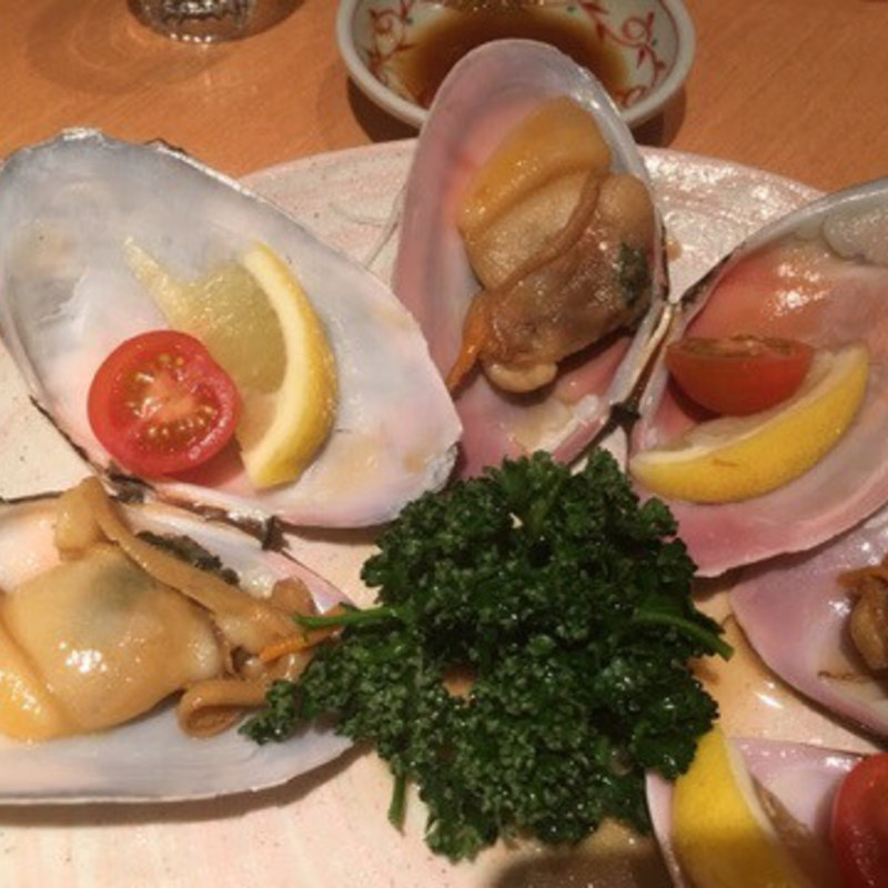 万 寿 貝 の 醤 油 バ タ ー 焼 き －能登千里浜－(きときと 赤坂本店 )