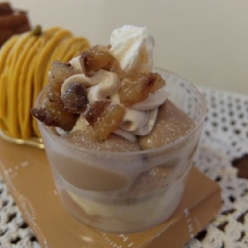 マロンのパルフェ(キハチ 髙島屋日本橋店 （PATISSERIE KIHACHI）)