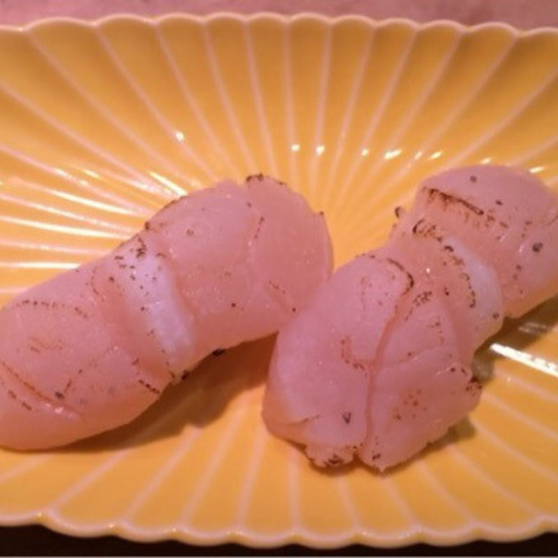 炙り帆立塩ﾚﾓﾝ添え(ぎふ 初寿司 大垣店)