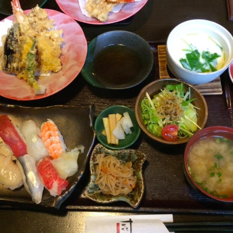 握り寿し　御膳(きもと)