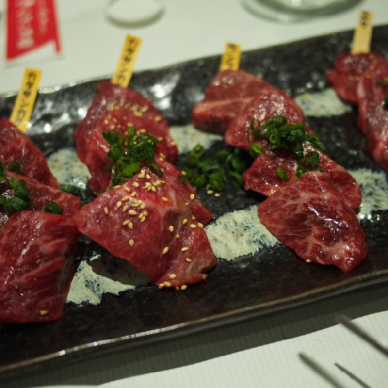 黒毛和牛と熟成肉盛り合わせ(きらきら本舗 )