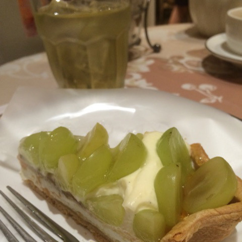 マスカットティラミスタルト(キルフェボン)