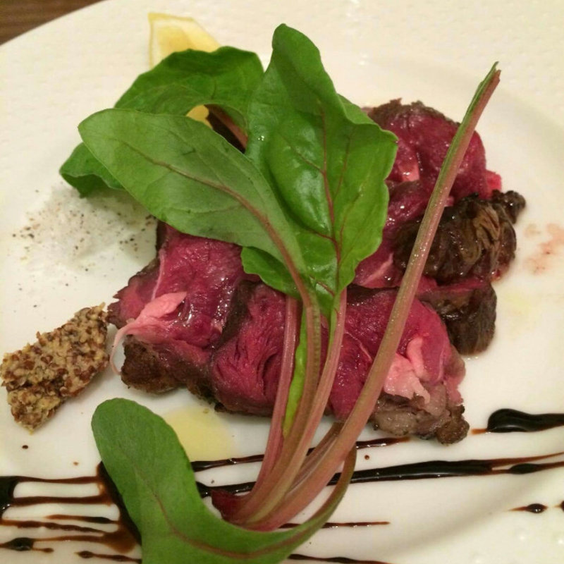 黒毛和牛前ヘレのタタキ(クードクール （coup de coeur）)