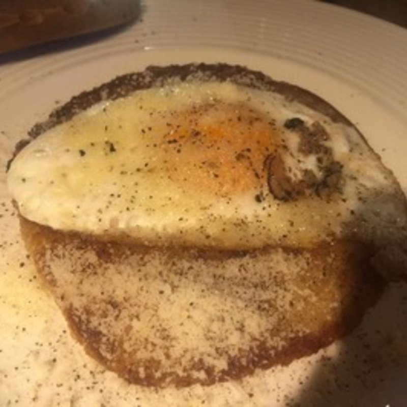 パルミジャーノと半熟玉子のリゾット(クイーン・オブ・チキンズ 新橋本店 （Queen of Chikens）)