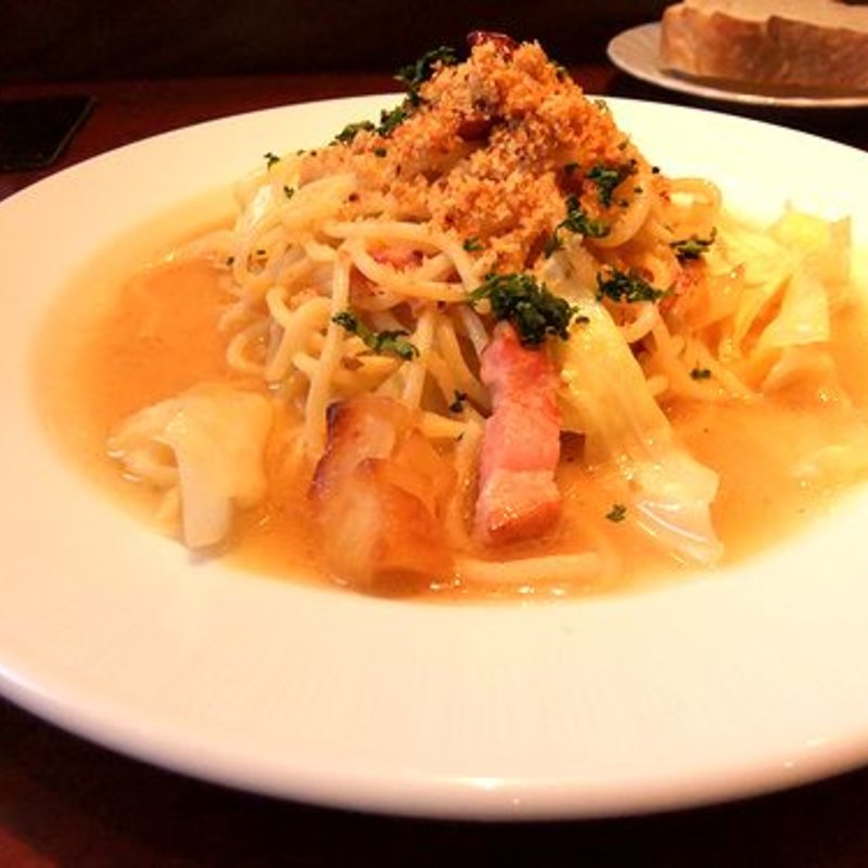 ベーコンとじゃが芋　キャベツのペペロンチーノ(クッチーナ カルド（Cucina Caldo）)